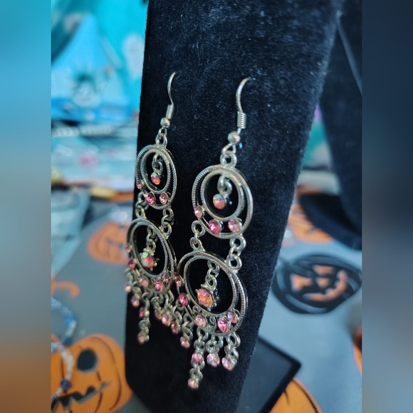 Dangle earrings - Picture 2 of 3